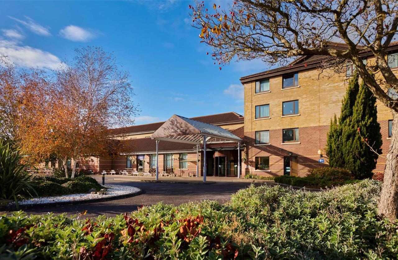 Doubletree By Hilton Swindon Hotel Ngoại thất bức ảnh